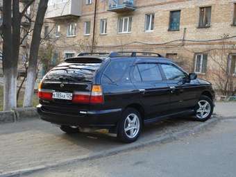 Nissan R~nessa