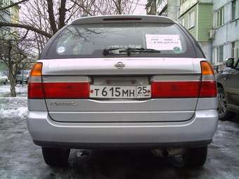 1998 Nissan R~nessa Pictures
