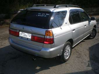 1998 Nissan R~nessa Pictures