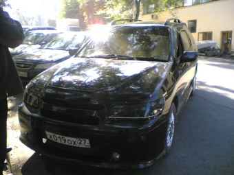 1999 Nissan R~nessa