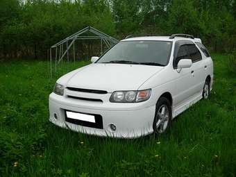 1999 Nissan R~nessa