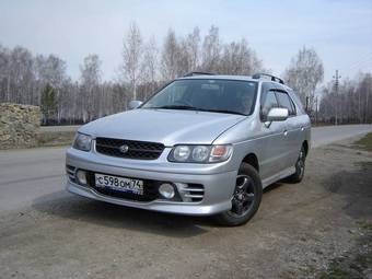 1999 Nissan R~nessa