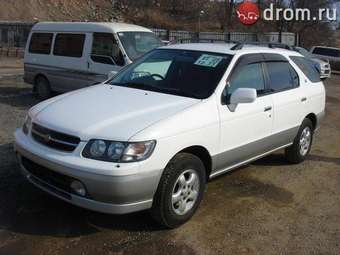 1999 Nissan R~nessa