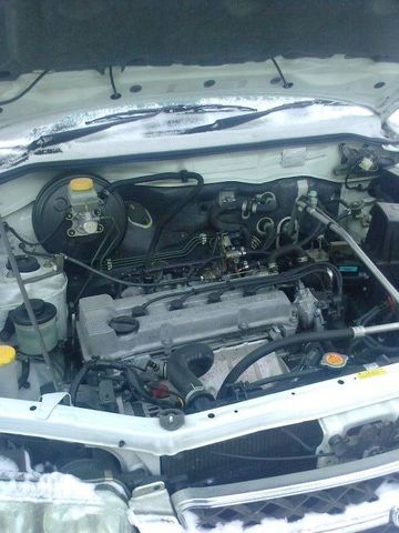 1999 Nissan R~nessa