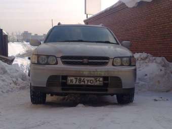 1999 Nissan R~nessa