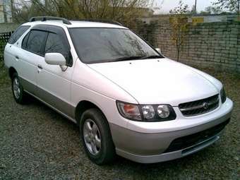 1999 Nissan R~nessa