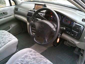 Nissan R~nessa