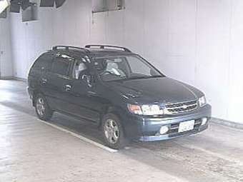 1999 Nissan R~nessa