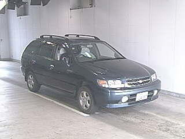 1999 Nissan R~nessa