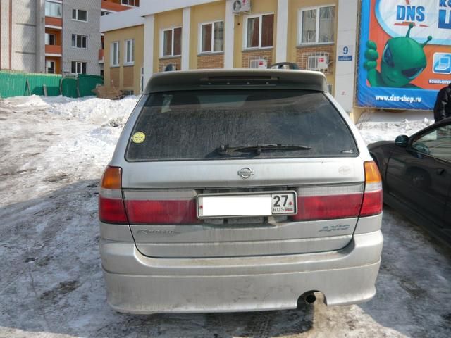 1999 Nissan R~nessa