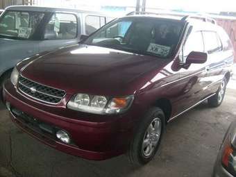 1999 Nissan R~nessa