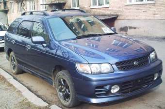 1999 Nissan R~nessa