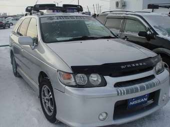 1999 Nissan R~nessa