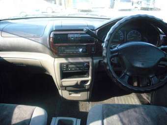 Nissan R~nessa