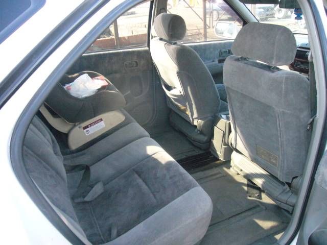1999 Nissan R~nessa