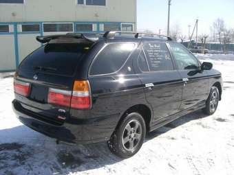 1999 Nissan R~nessa Pictures