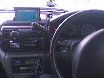 1999 Nissan R~nessa Photos