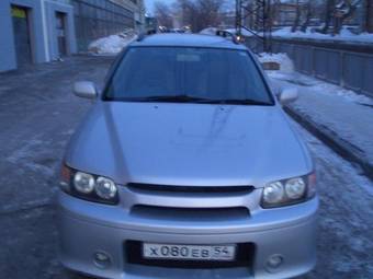 1999 Nissan R~nessa Images