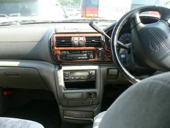1999 Nissan R~nessa For Sale