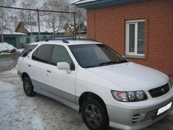 1999 Nissan R~nessa For Sale