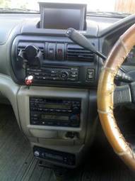 1999 Nissan R~nessa Pictures