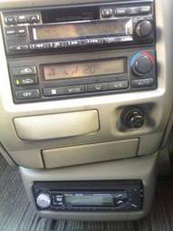 1999 Nissan R~nessa Images