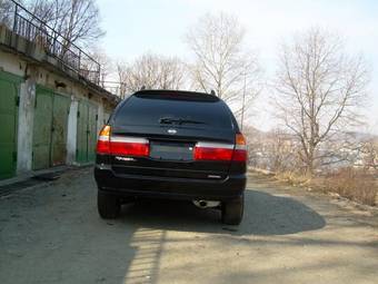 1999 Nissan R~nessa Photos