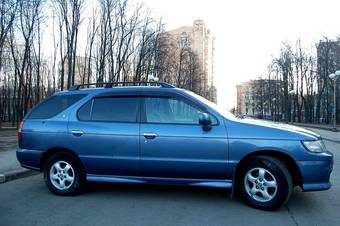 1999 Nissan R~nessa For Sale