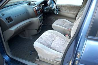 1999 Nissan R~nessa For Sale