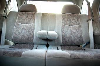 1999 Nissan R~nessa Pictures