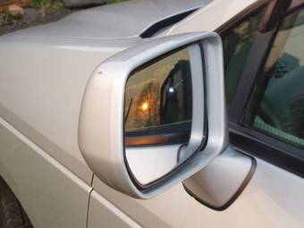 1999 Nissan R~nessa Pictures