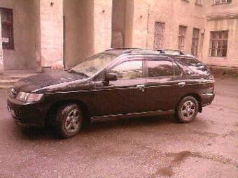 1999 Nissan R~nessa Photos