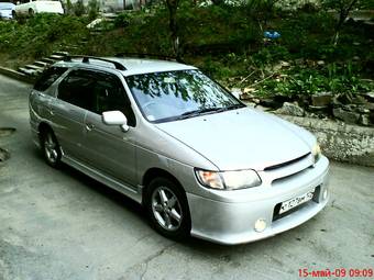 1999 Nissan R~nessa Photos