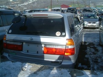 Nissan R~nessa