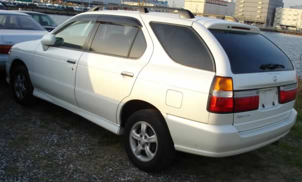 2000 Nissan R~nessa