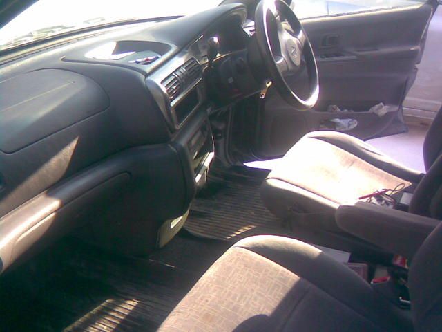 2000 Nissan R~nessa
