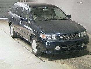 2000 Nissan R~nessa Pictures