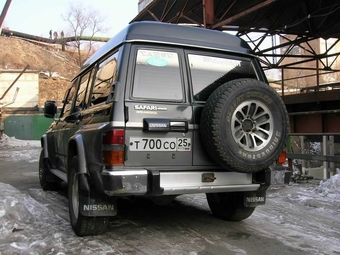1990 Nissan Safari