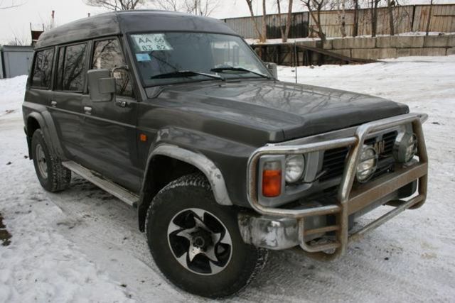 1990 Nissan Safari
