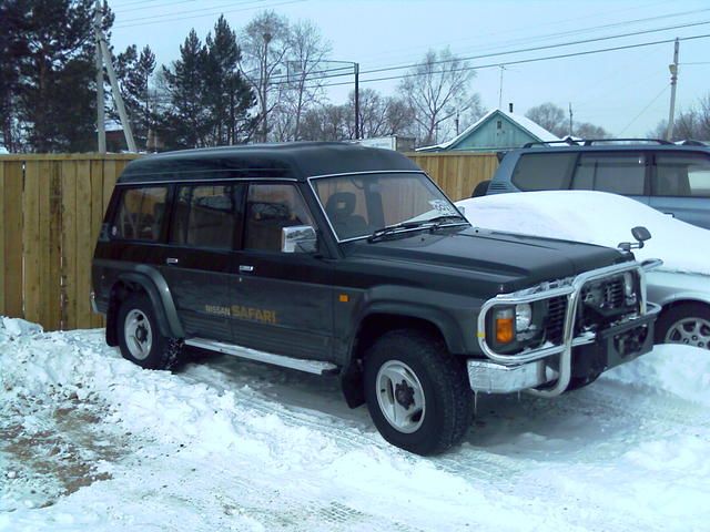 1992 Nissan Safari