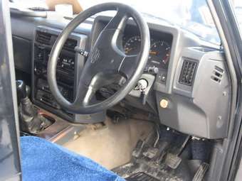 Nissan Safari