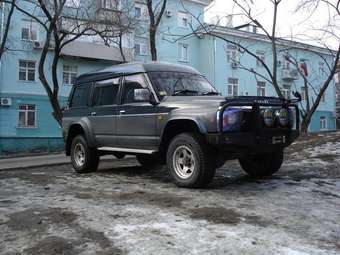 Nissan Safari