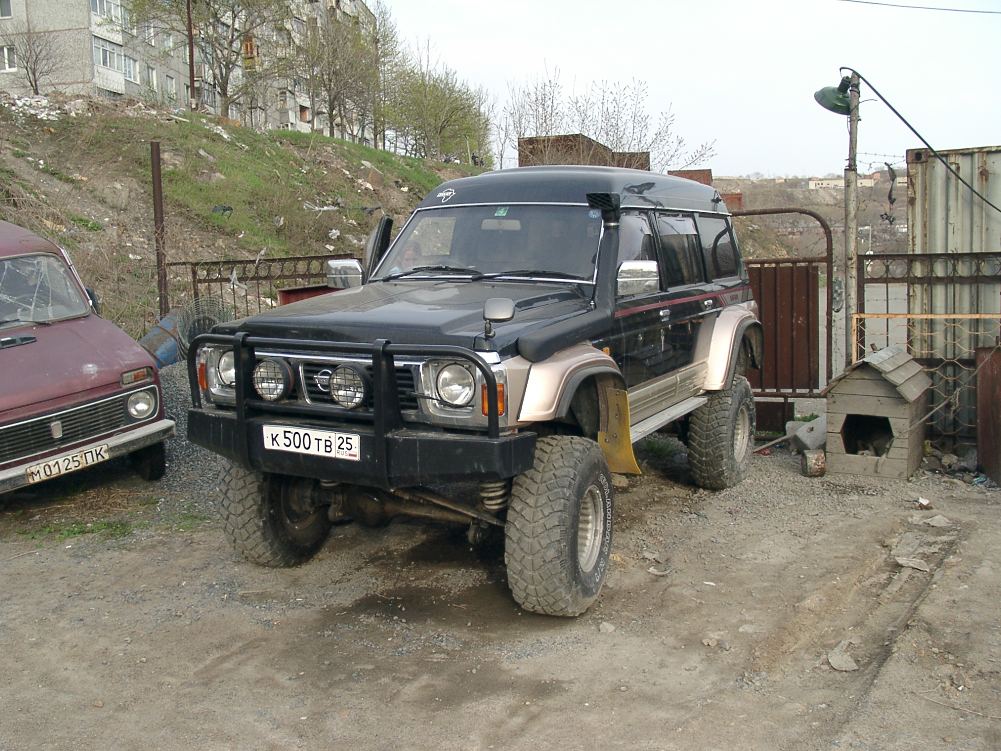 1993 Nissan Safari