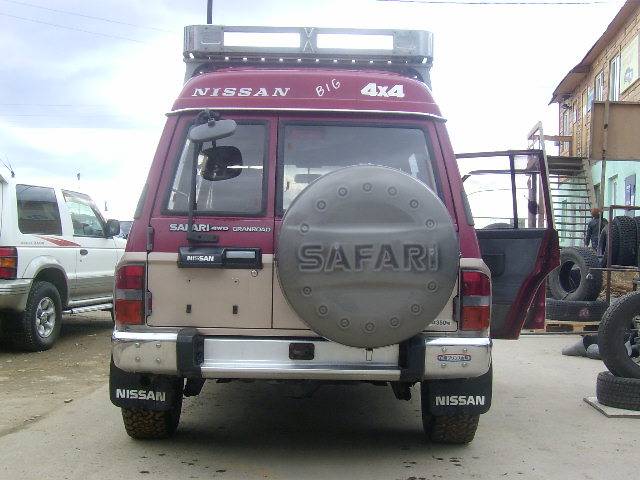 1993 Nissan Safari