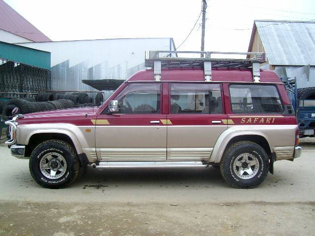 1993 Nissan Safari