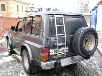 1994 Nissan Safari