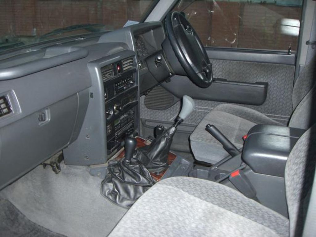 1995 Nissan Safari