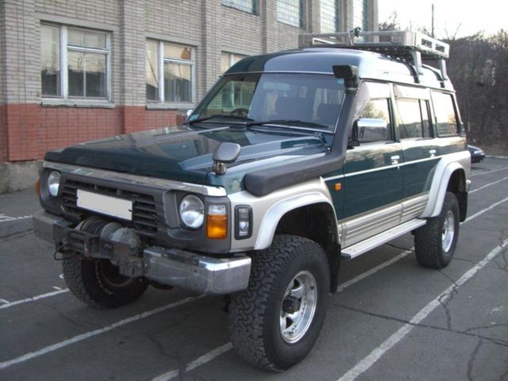 1995 Nissan Safari