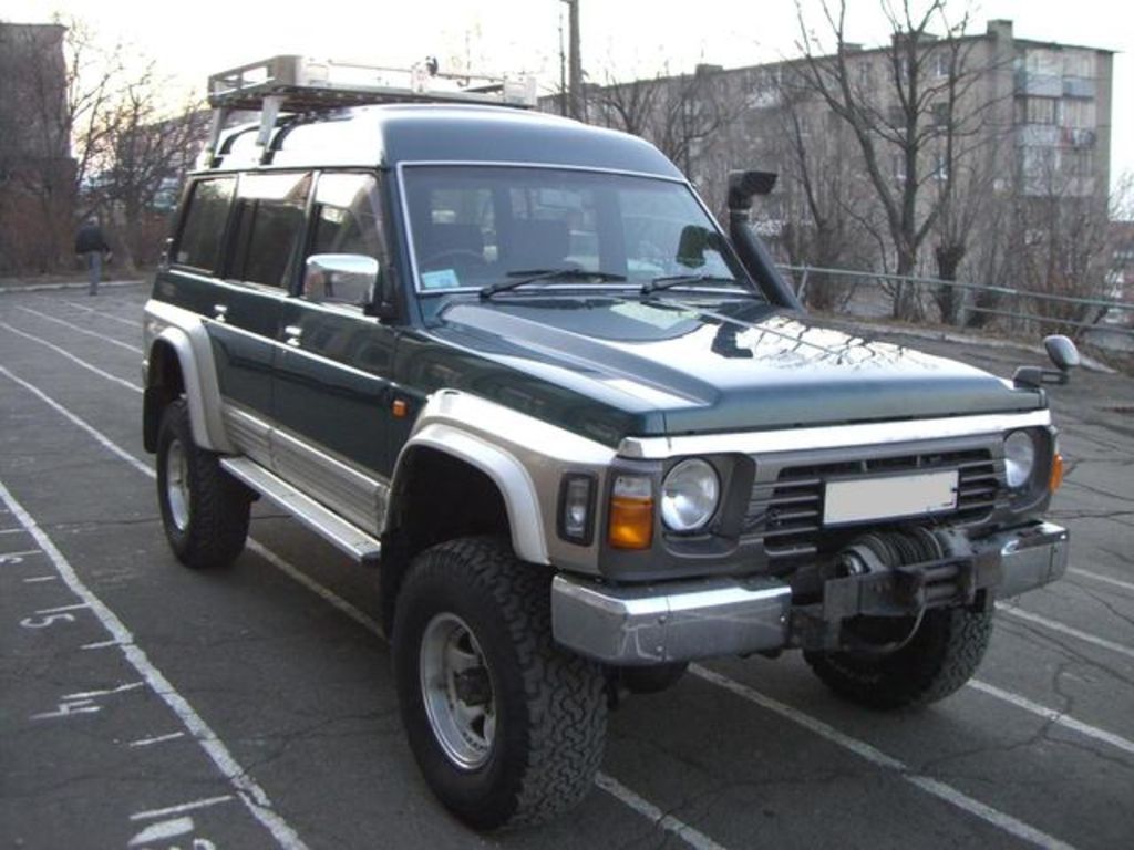 1995 Nissan Safari