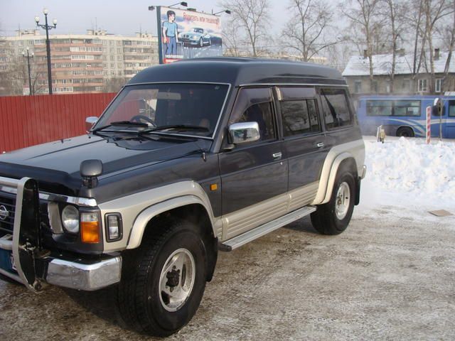 1995 Nissan Safari